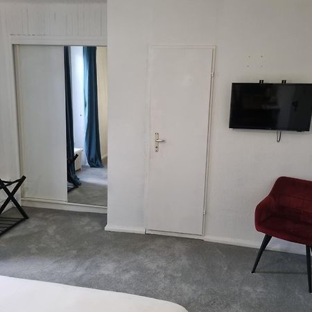 Hotel & Restaurant Le Patio ヴィシー エクステリア 写真