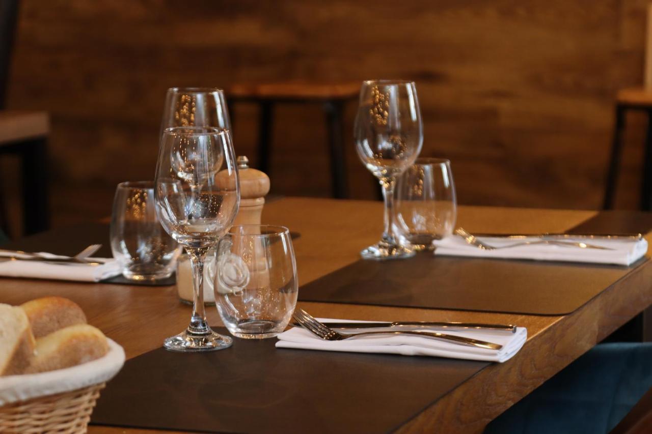 Hotel & Restaurant Le Patio ヴィシー エクステリア 写真
