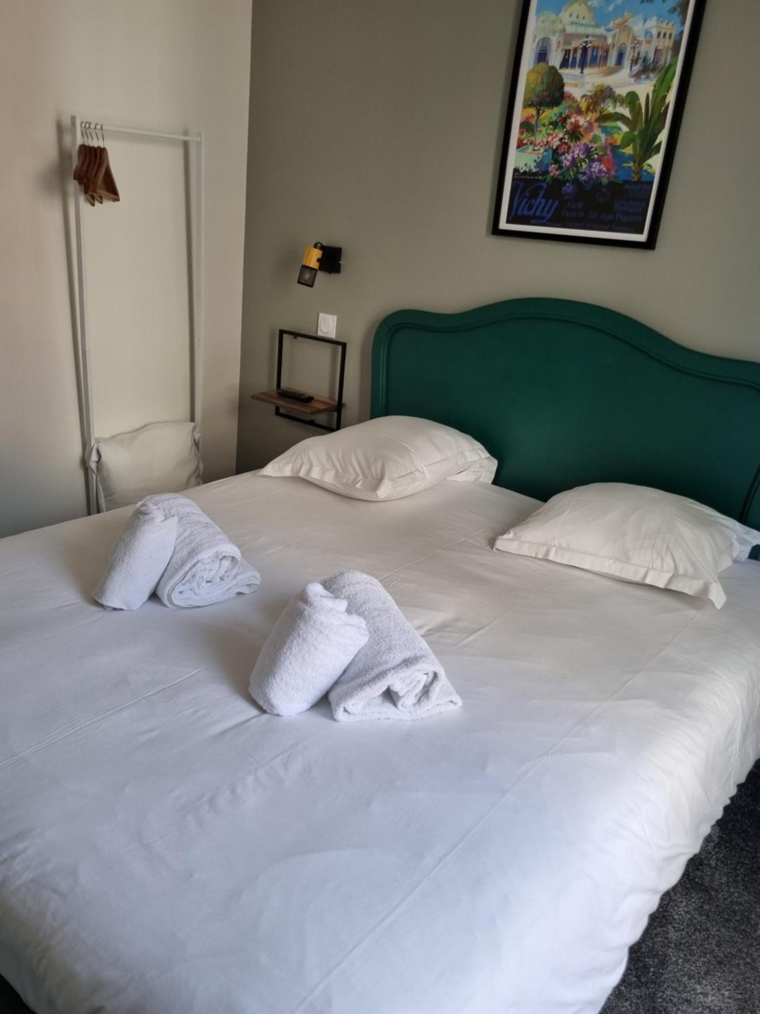 Hotel & Restaurant Le Patio ヴィシー エクステリア 写真