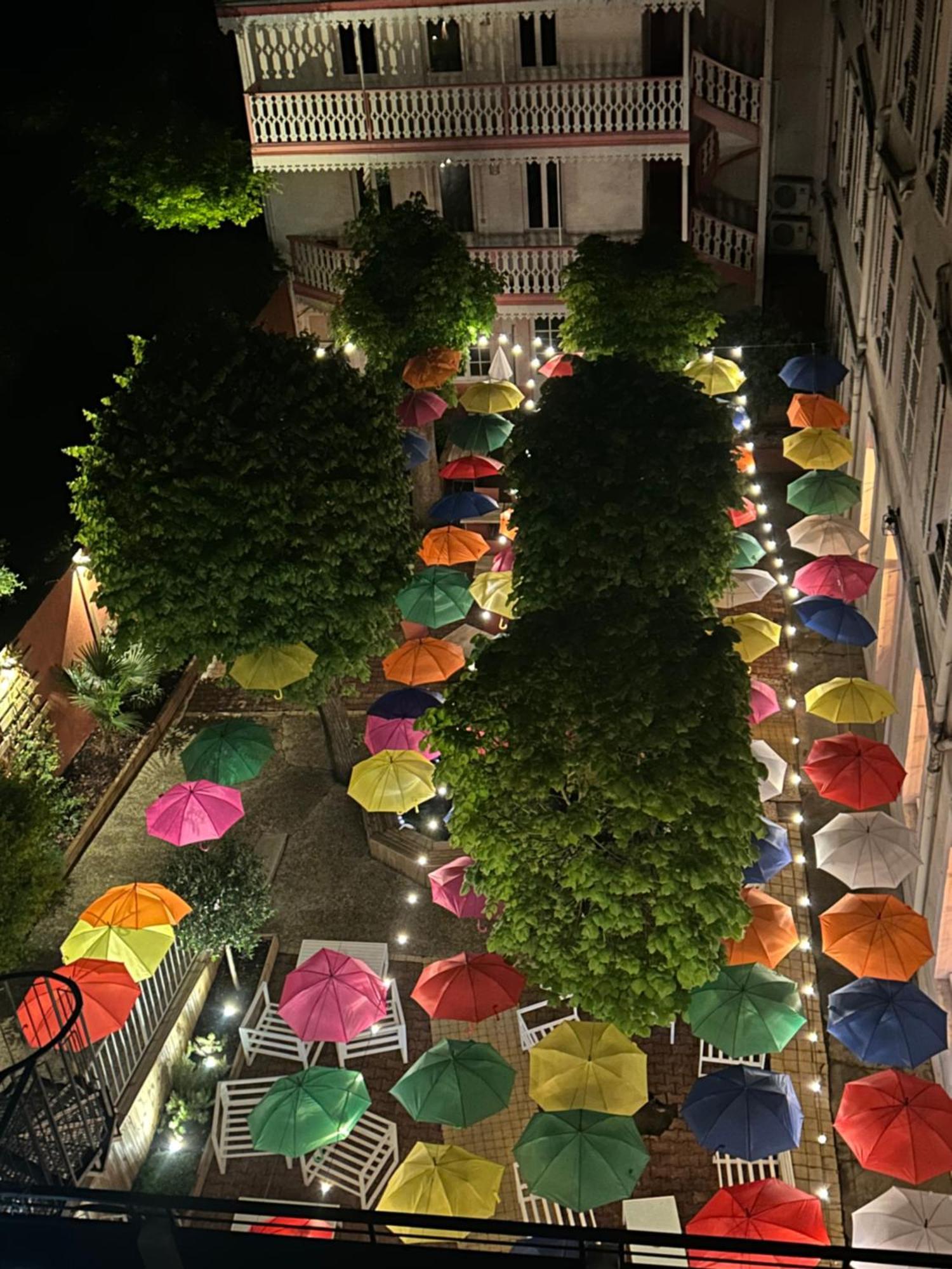 Hotel & Restaurant Le Patio ヴィシー エクステリア 写真